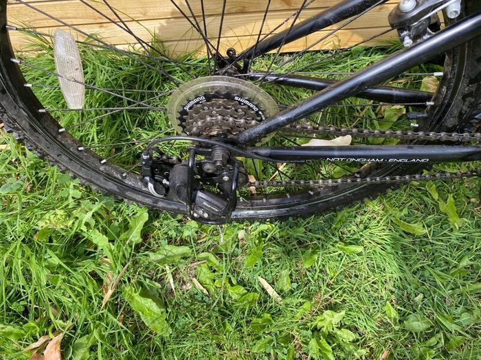 24 Kids Mountain Bike  Raleigh Airstrike  Shima