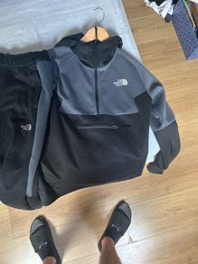 north face tracksuit