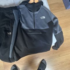 north face tracksuit
