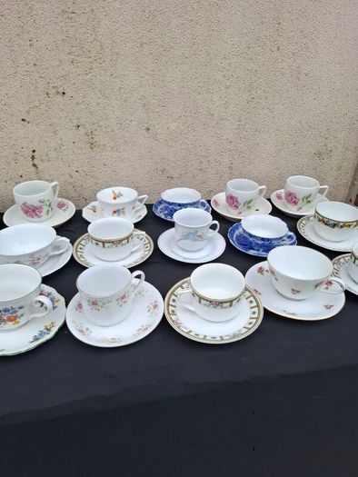 20 china tea cups and saucers postage possible