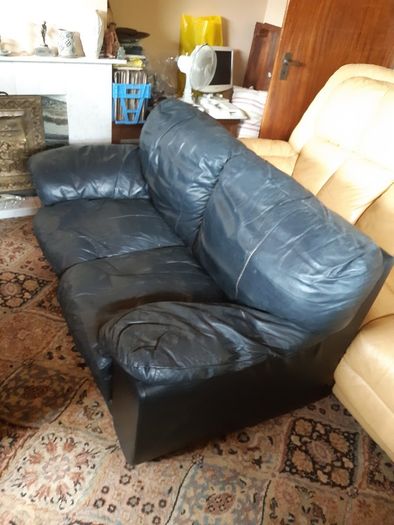 3 seater sofa and a 2 seater sofa