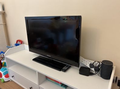 42' Samsung TV