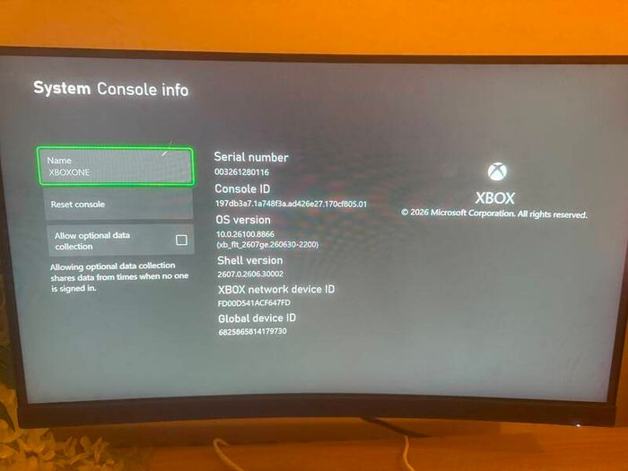 Xbox One S + 4 Games