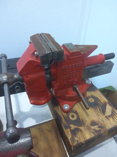 Record  no 96 pipe vice