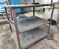Garden shelves / work bench