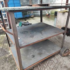 Garden shelves / work bench