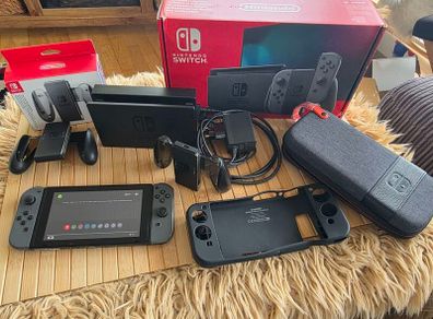 Nintendo Switch V2 (Improved Battery) Boxed Bundle + Extra Accessories & Case