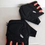 New cycling gloves with tag Image 2