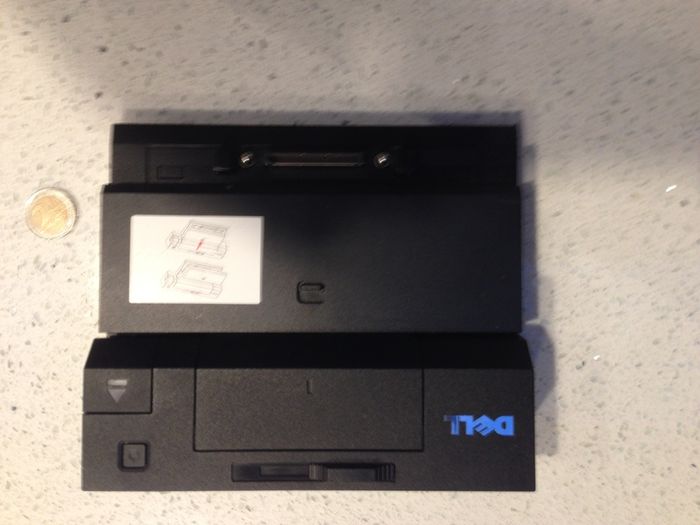 Dell laptop docking station