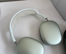 AirPods Max (lightning)