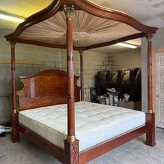 Four post bed