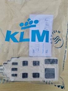 KLM miniature house made of Delft Blue ceramic