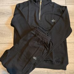 Alo tracksuit