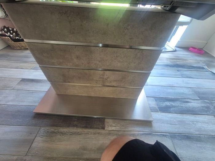 kitchen table (extendable)