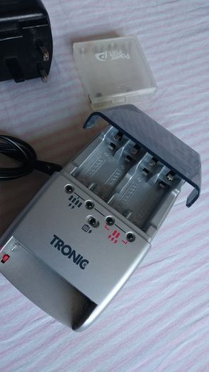 Tronic Battery Charger