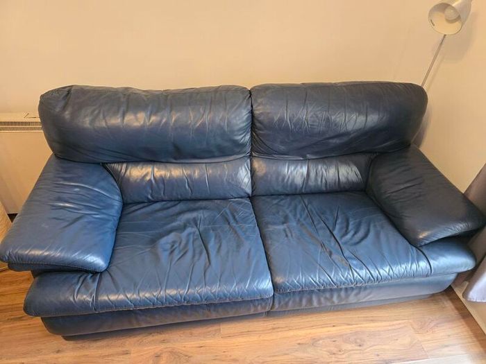 Granfort leather sofa