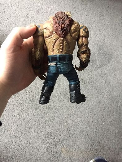 Detailed action figure : Monster