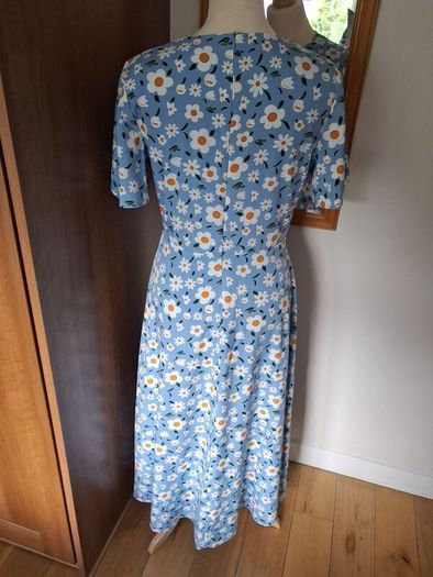 Stunning Marc Angelo New Daisy Tea Dress 10