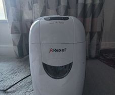 Paper shredder