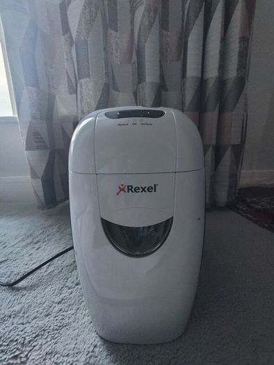 Paper shredder