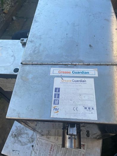 Grease Shield / Grease Trap