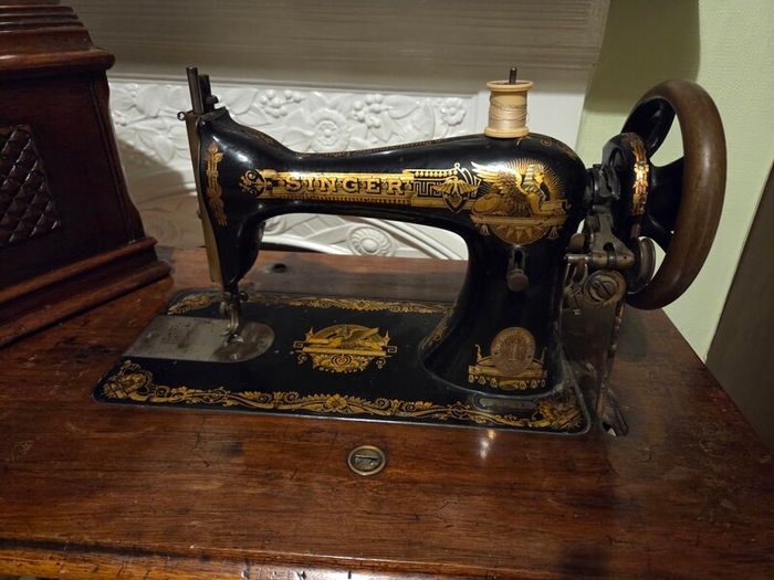 Singer sewing machine