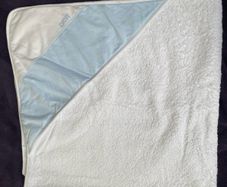 Baby Dior baby hooded towel never used