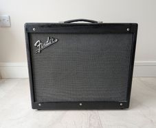 Fender Mustang GTX100 plus GTX-7 foot switch