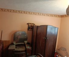 Vintage Matching Bedroom Set by Hutchinson & McKin