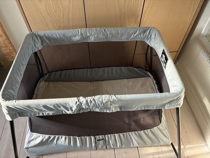 Baby Bjorn travel cot