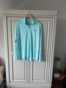 Under Armour light turquoise zippy men's Large