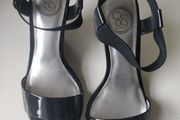 Shoes - Size 7