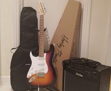 Harley Benton Electric Guitar, Left Handed, with Amplifier, Case & Box