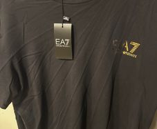Armani Tshirt new