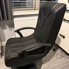 Gaming chair