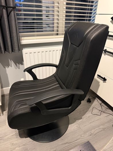 Gaming chair