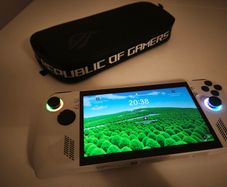 Asus rog Ally Xtreme z1