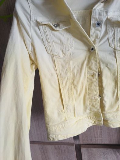 Stradivarius ombre yellow jacket size 6/8 worn once