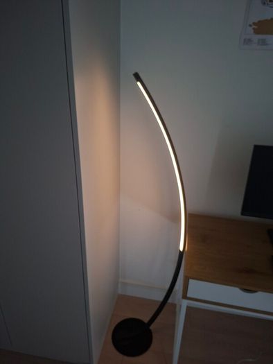 Stylish design standing Lamp