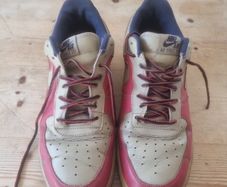 Size 10/45 Nike shoes
