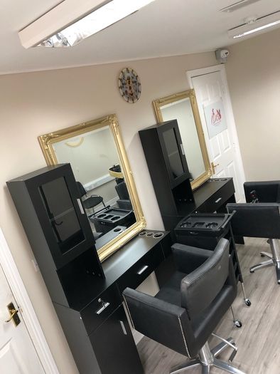 Barber/Beauty Salon to rent in Blanchardstown or chair