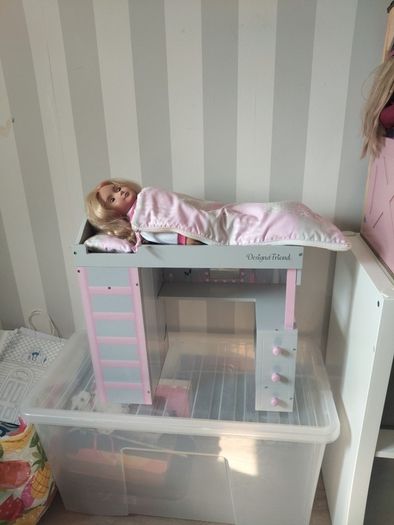 Our Generation Dolls Bed & Vanity