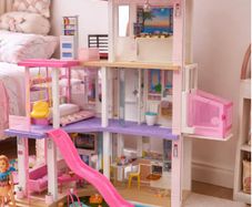 Barbie dreamhouse as new