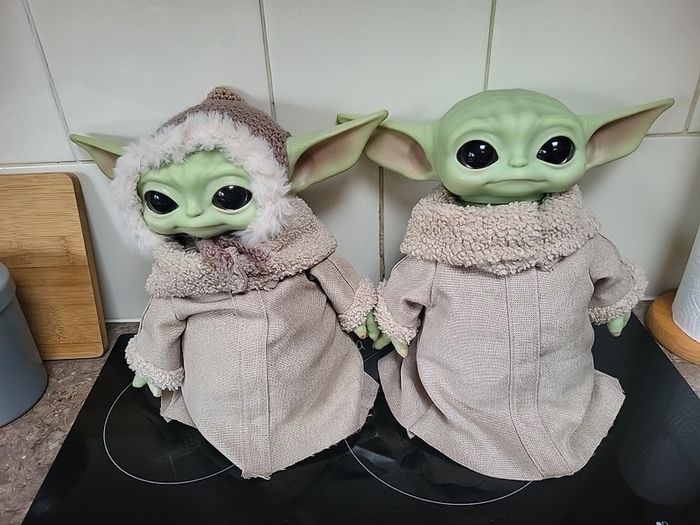 2 Baby Yoda/ Grogu Dolls