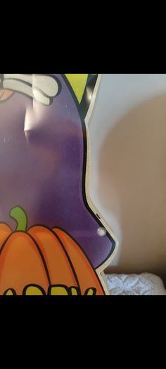 Halloween light up picture some oarts broken but doesnt affet it