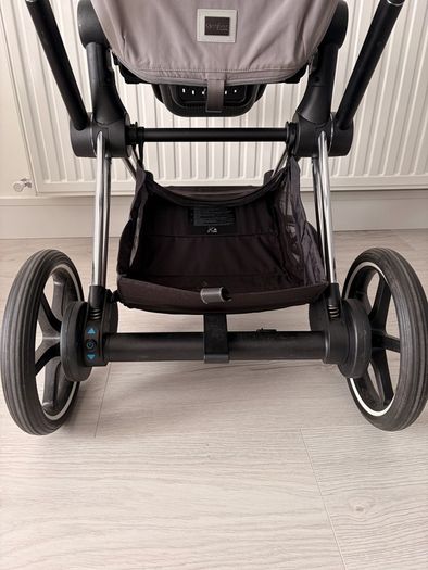 Cybex e-Priam (electric)