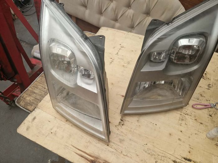 headlight ford transit mk7 2006-14