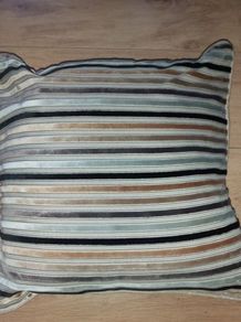 Cushions x 6