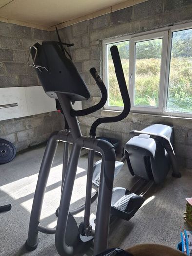 Gym elliptical Cross trainer extreme pulse