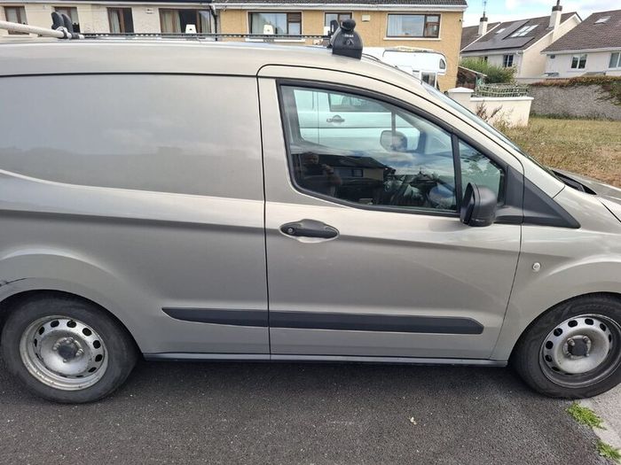 Ford Transit Courier 2018